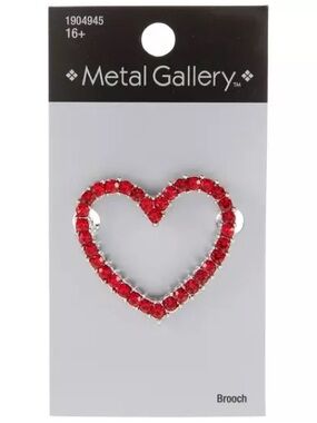 New Metal Gallery Heart Rhinestone Brooch